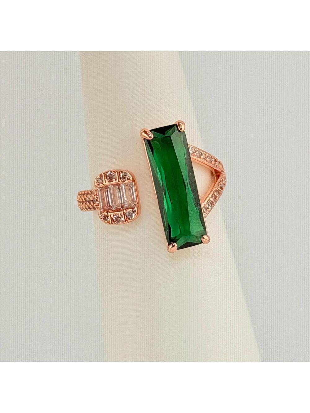 Bomb Party May Sz 9 "The Elara Ring" Lab Created Emerald on Rose Gold RG38921